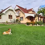 комфортне в криворівні アパート *